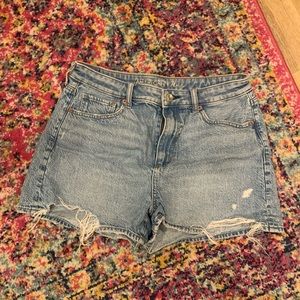American Eagle Denim Mom Short size 10
